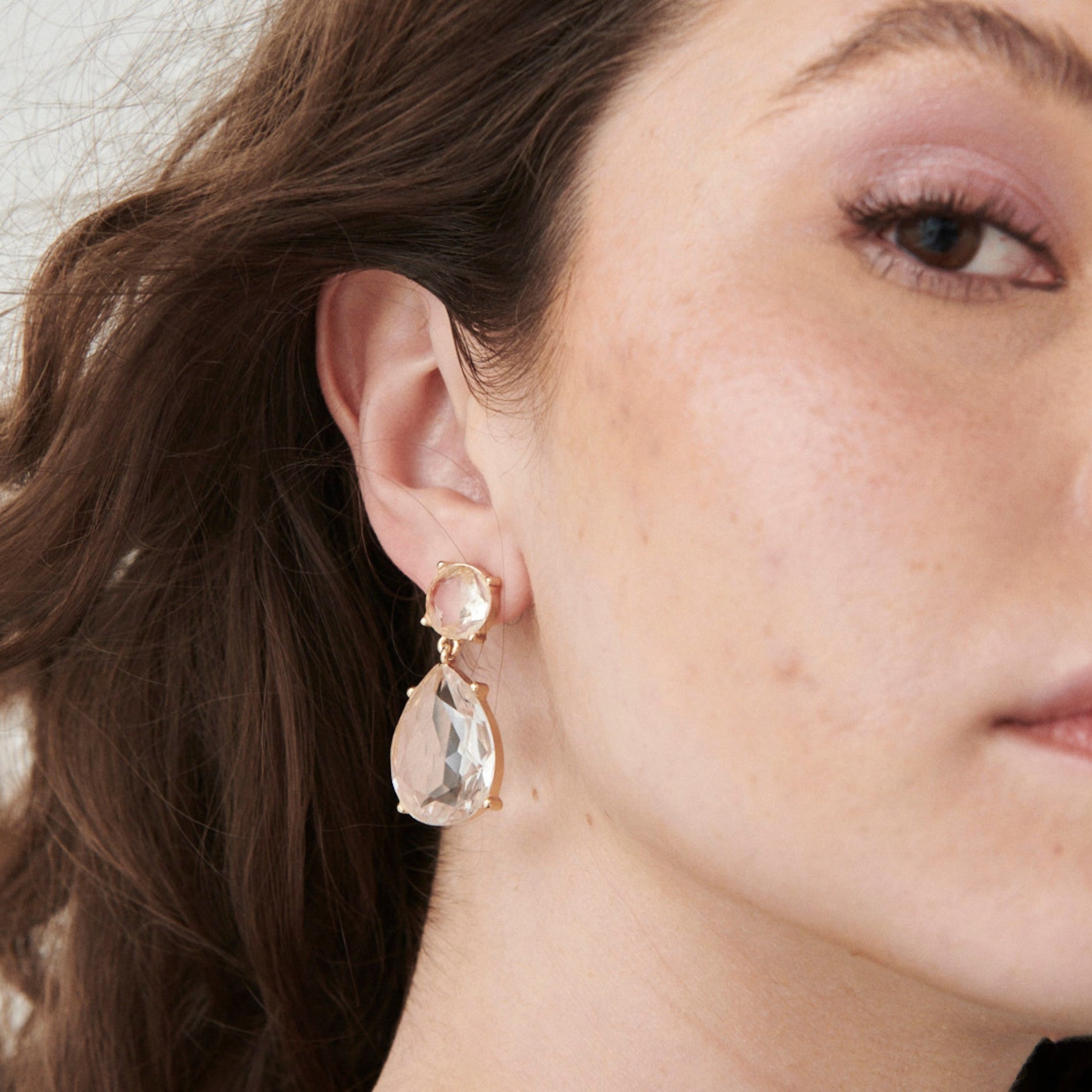 Arete gota clear SOPHIE CROWN